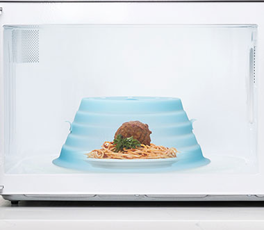  Duo Cover 2.0, 3-in-1: Collapsible Magnetic Microwave Cover.  Safely Grab Hot Dishes From Microwave. Moister Leftovers, Plastic-Free &  BPA-Free Silicone, Dishwasher-Safe